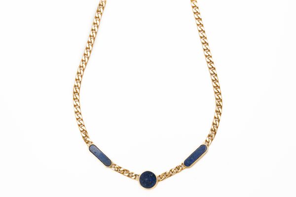 A GOLD, LAPIS LAZULI AND DIAMOND NECKLACE (2)