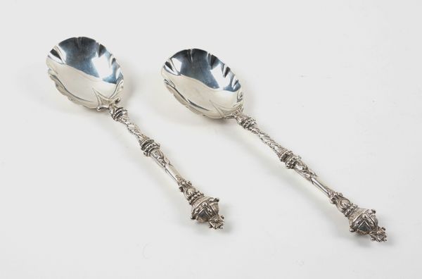 A PAIR OF VICTORIAN SILVER SERVING SPOONS