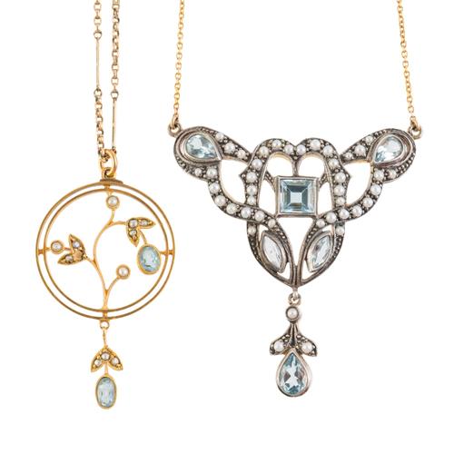 AN ART NOUVEAU OPENWORK PENDANT (2)