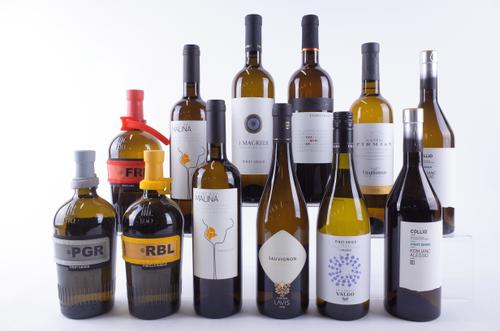TWELVE BOTTLES ITALIAN WHITE WINE