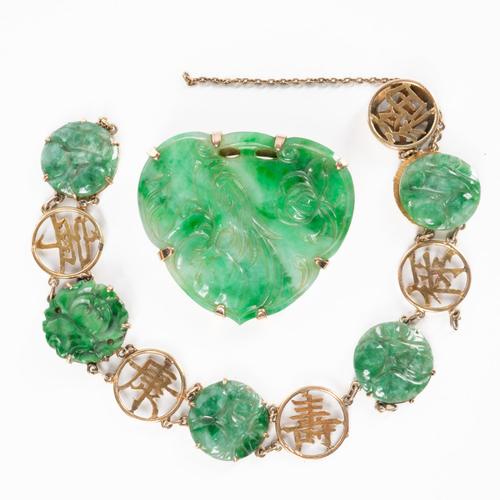 A GOLD AND JADE BROOCH AND A GOLD AND JADE BRACELET (2)