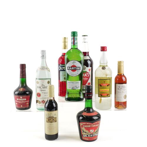 NINE BOTTLES OF SPIRITS INCLUDING MARTINI AND PIMMS (9)