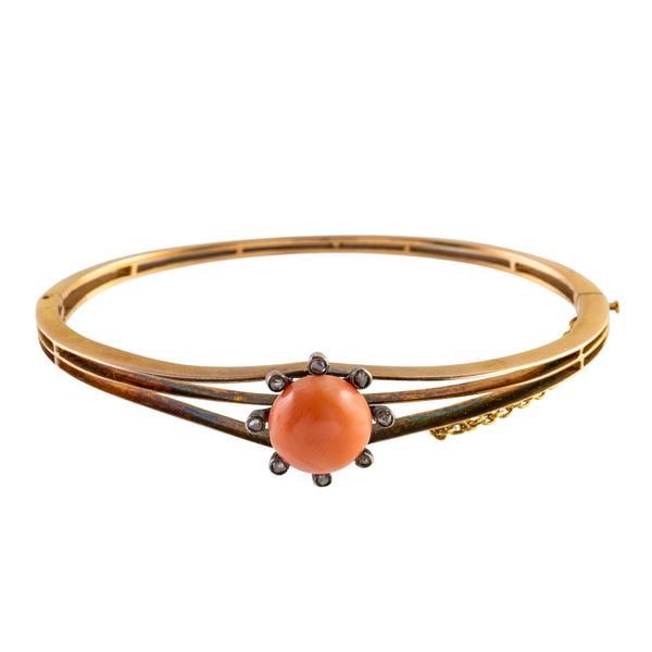 A CORAL AND DIAMOND GOLD HINGED BANGLE
