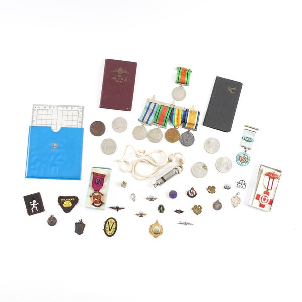 A ROYAL OBSERVERS CORPS GROUP OF FOUR MEDALS AND FURTHER RELATED ITEMS (QTY)