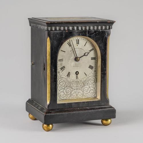 AN EARLY VICTORIAN EBONISED SMALL MANTEL TIMEPIECE WITH PLATFORM ESCAPEMENT