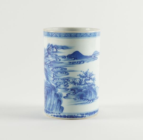 A CHINESE BLUE AND WHITE CYLINDRICAL BRUSH POT