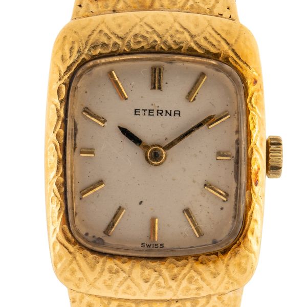 AN ETERNA MECHANICAL 18CT GOLD LADY'S WATCH
