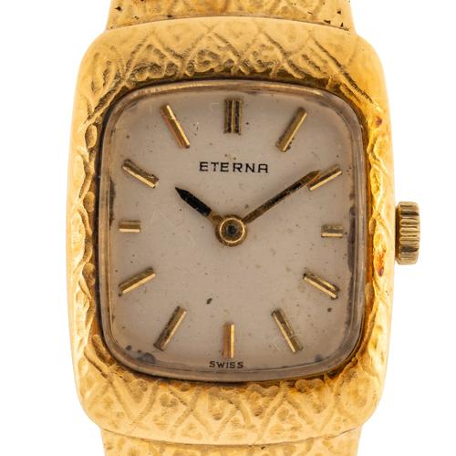 AN ETERNA MECHANICAL 18CT GOLD LADY'S WATCH