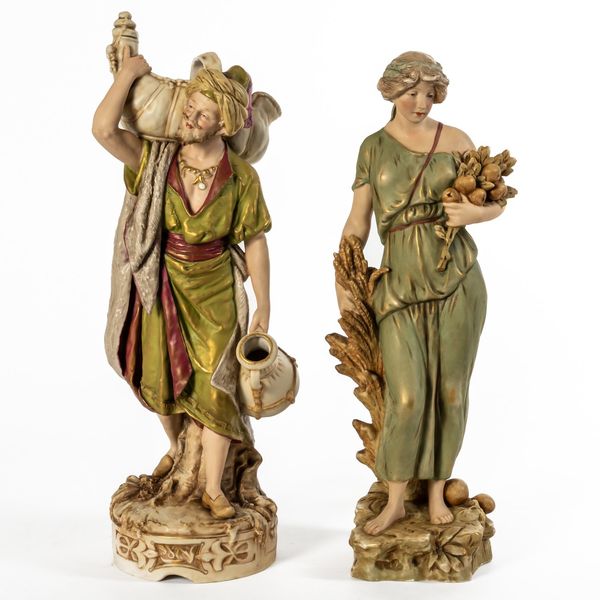 ROYAL DUX; TWO FIGURES (2)