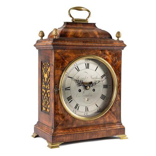 A GEORGE III MAHOGANY STRIKING VERGE BRACKET CLOCK