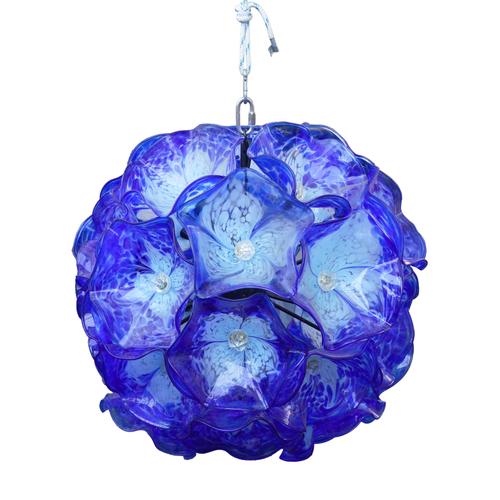 SCOTT CHAMBERS (d. 2014) : AN AMERICAN LARGE ART GLASS 'BLOSSOM' DESIGN CHANDELIER