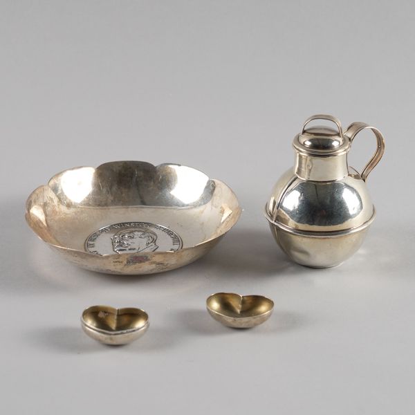 A SILVER DISH AND TWO FURTHER ITEMS (3)