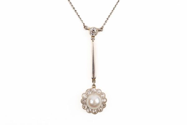 A DIAMOND AND CULTURED PEARL PENDANT NECKLACE