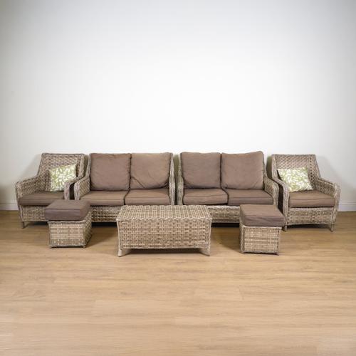 SIGNATURE WEAVE; A MODERN FAUX RATTAN PATIO SET (7)