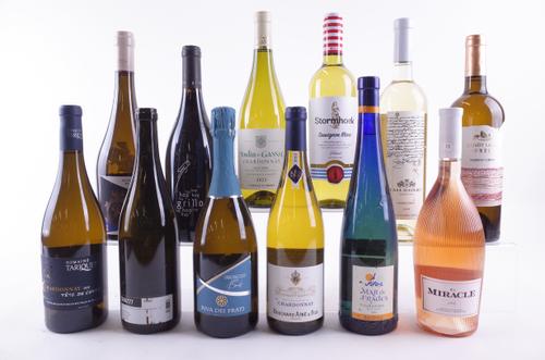 ELEVEN BOTTLES VARIOUS WHITE AND ONE ROSÉ WINE