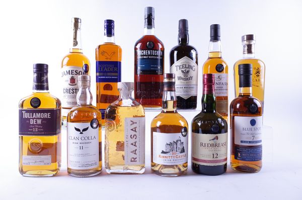 12 BOTTLES WHISKY/WHISKEY