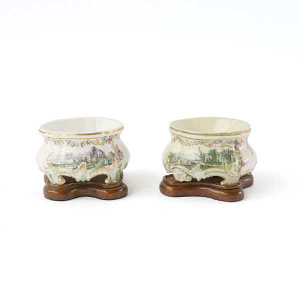 A PAIR OF GERMAN PORCELAIN SALTS