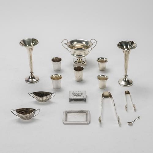 A GROUP OF SILVER AND FOREIGN WARES (15)