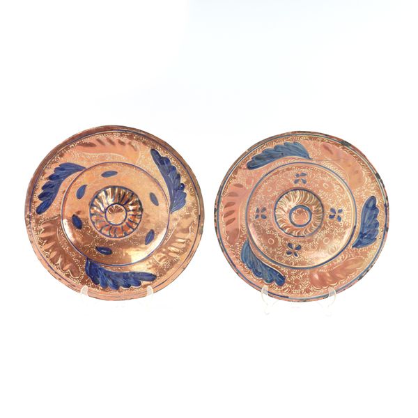 TWO HISPANO-MORESQUE COPPER LUSTRE DISHES (2)