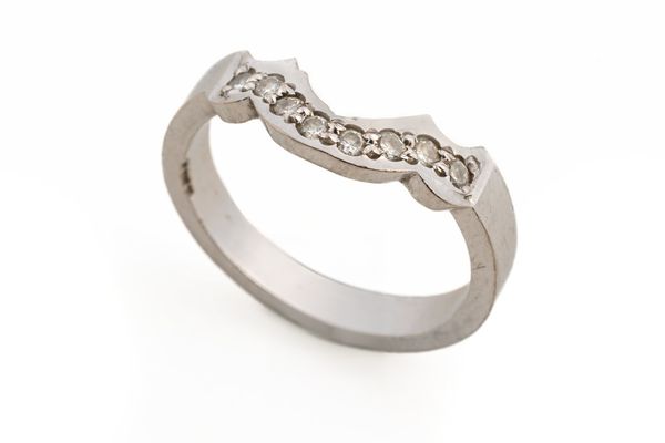 A DIAMOND SET BAND