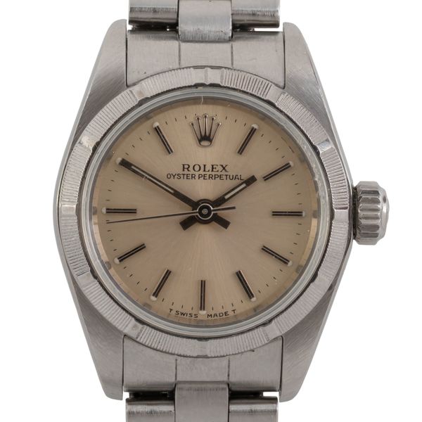 A 26MM ROLEX OYSTER PERPETUAL NO DATE LADY'S WATCH