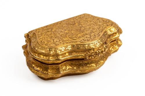 A 19TH CENTURY CHARLES COLLINS & SÖHNE GOLD SNUFF BOX