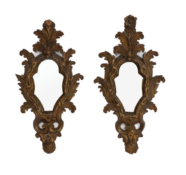 A PAIR OF LATE 18TH CENTURY ITALIAN GILT FRAMED MIRRORS (2)