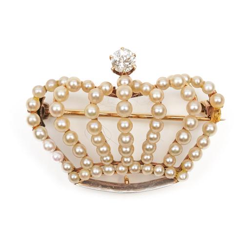 A GOLD, DIAMOND AND SEED PEARL BROOCH