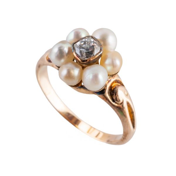 A 20TH CENTURY PEARL AND DIAMOND RING (2)