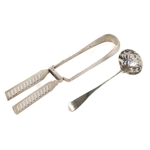 A PAIR OF SILVER ASPARAGUS SERVING TONGS AND A SILVER SUGAR SIFTING SPOON (2)