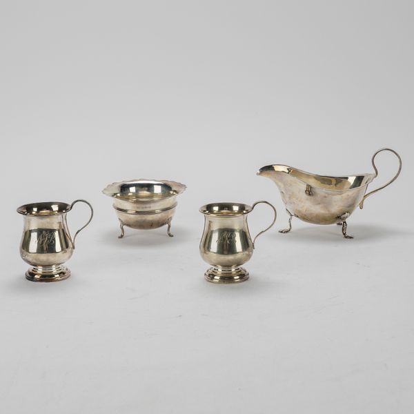 A GROUP OF SILVER (4)
