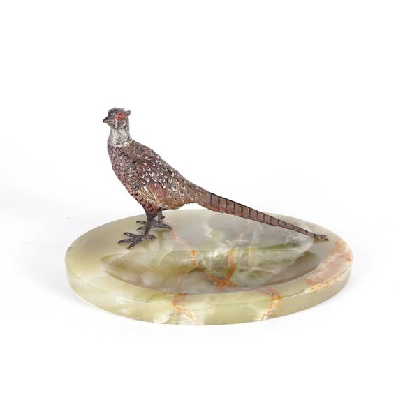 AN AUSTRIAN COLD PAINTED BRONZE SCULPTURE OF A COCK PHEASANT MOUNTED AS A DESK TIDY