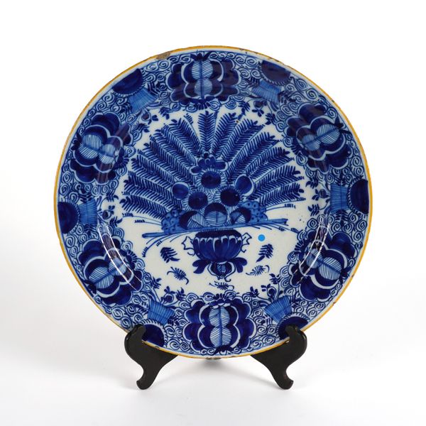 A DUTCH DELFT BLUE AND WHITE DISH