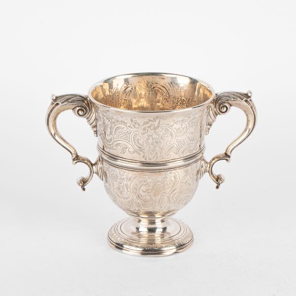 An Irish silver twin-handled silver cup