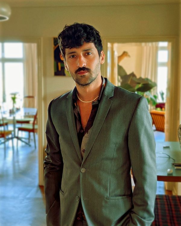 Celebrate the premiere with Ersan Mondtag