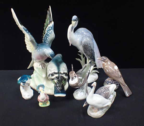 A GROUP OF CERAMIC BIRDS; ROYAL COPENHAGEN