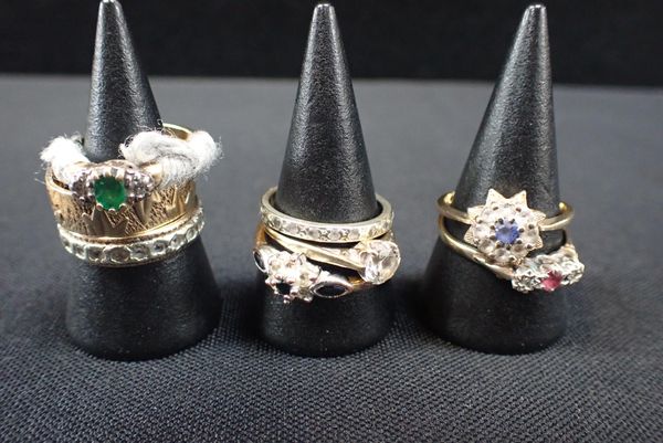 FIVE GEM SET RINGS