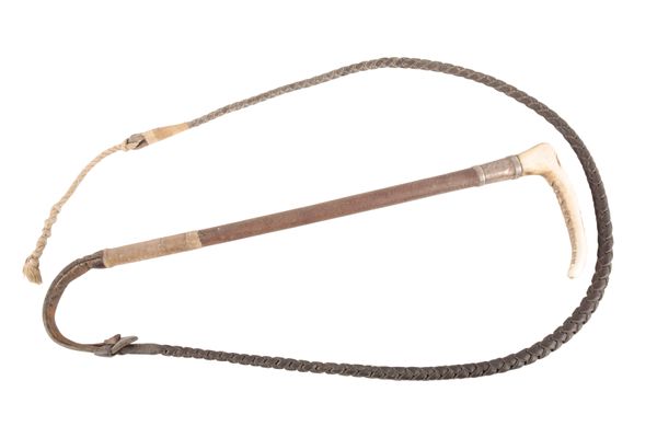 A 'SWAINE' GENTLEMAN'S RIDING CROP