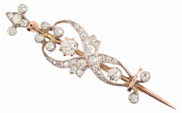 A DIAMOND BROOCH
