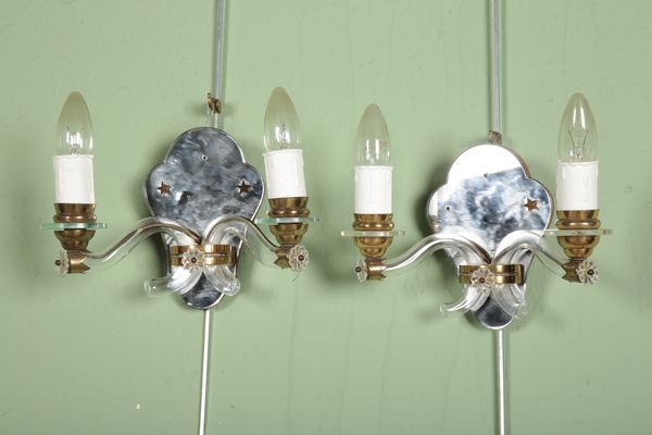 A PAIR OF VENETIAN MIRRORED WALL SCONCES