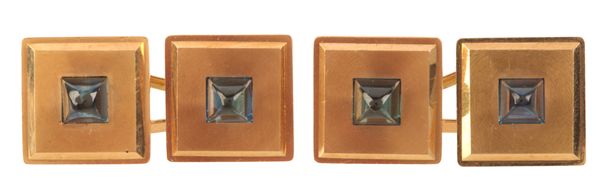 GHISO: A PAIR OF VINTAGE SUGAR-LOAF SAPPHIRE CUFFLINKS