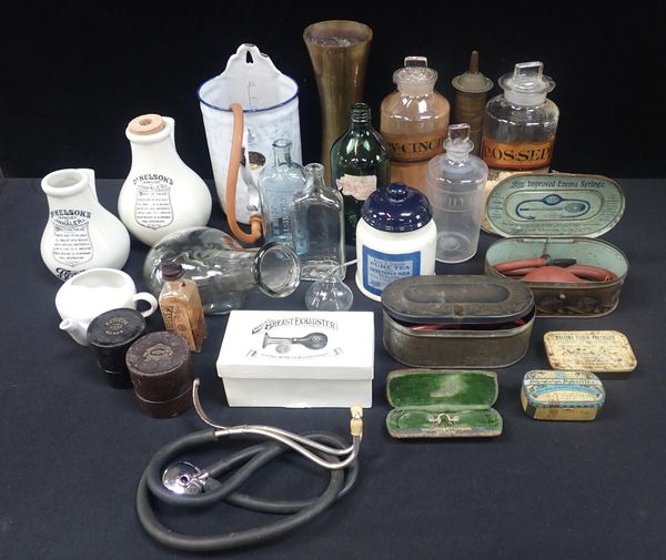 ANTIQUE LABELLED GLASS DRUG JARS WITH CONTENTS AND OTHER ITEMS