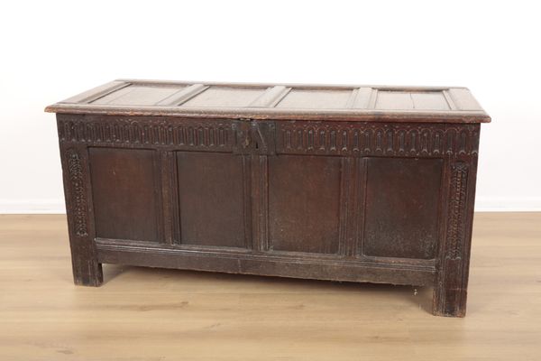 AN ENGLISH OAK COFFER