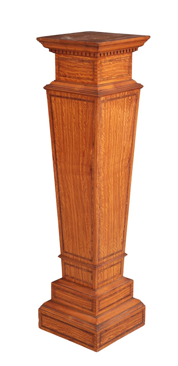 AN EDWARDIAN SATINWOOD PEDESTAL