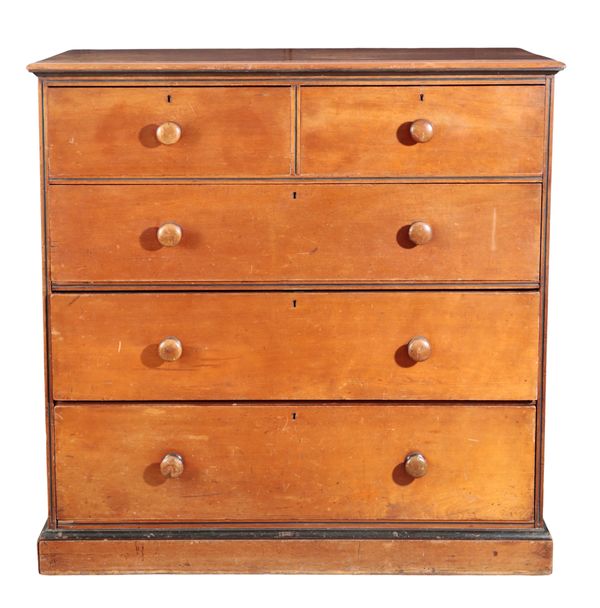 A HOWARD & SONS VICTORIAN MAHOGANY CHEST OF DRAWERS