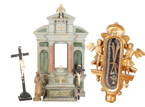 A GILTWOOD SAINTS RELIQUARY