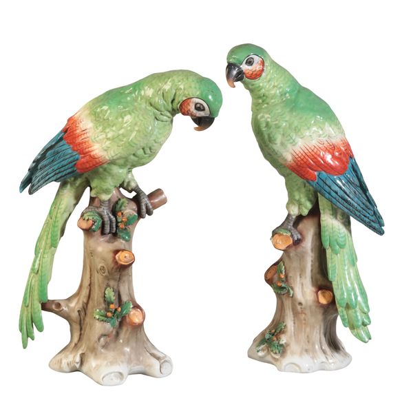 TWO SIMILAR PORCELAIN PARROTS