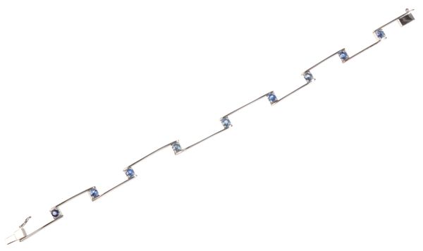 A SAPPHIRE LINE BRACELET