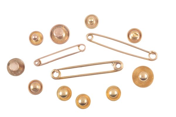 A COLLECTION OF DRESS STUDS