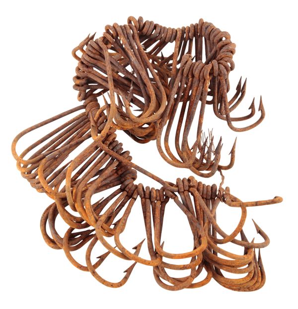 A QUANTITY OF LARGE SHARK FISHING HOOKS